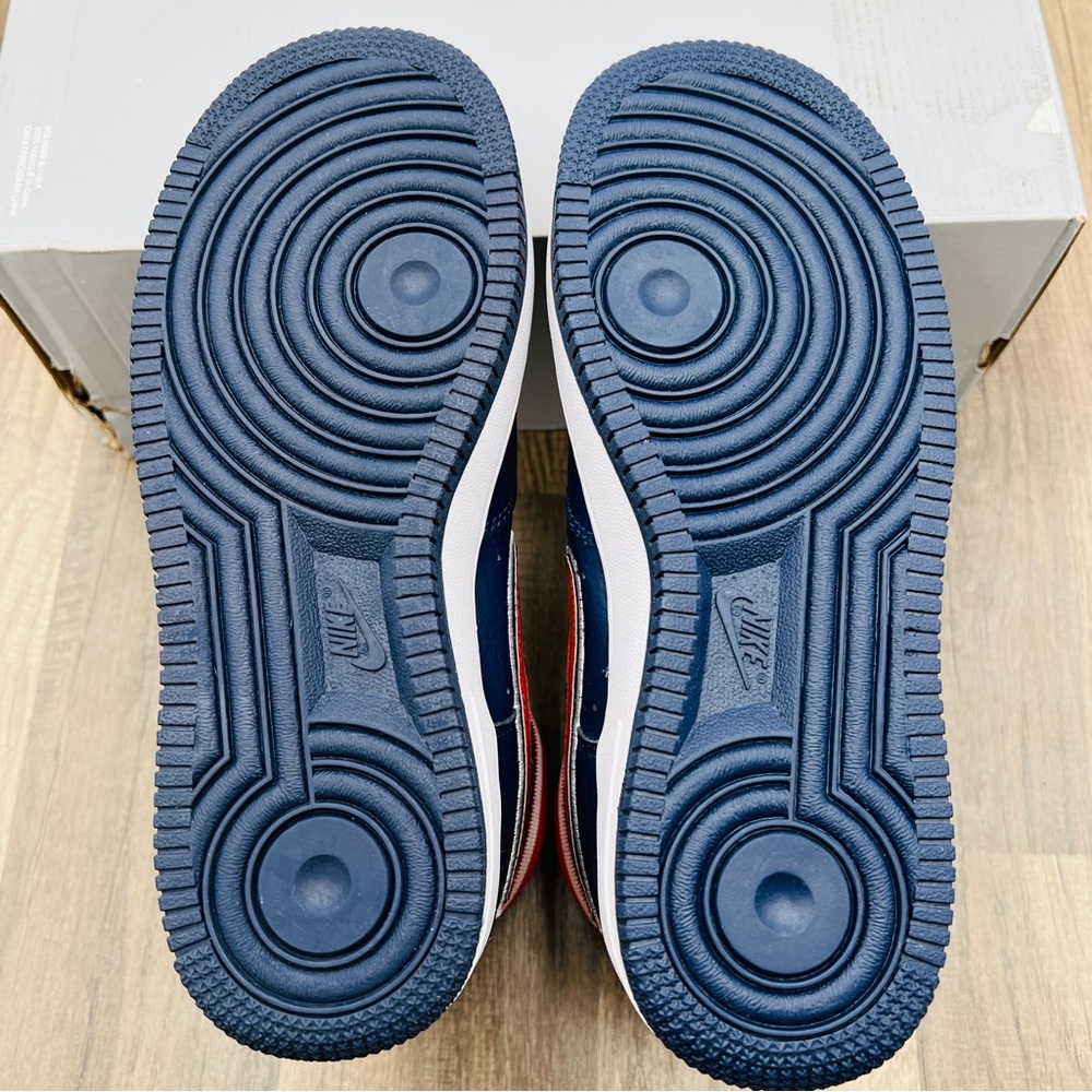 Nike Air Force 1 High LV8 Sport - Picture 6 of 7